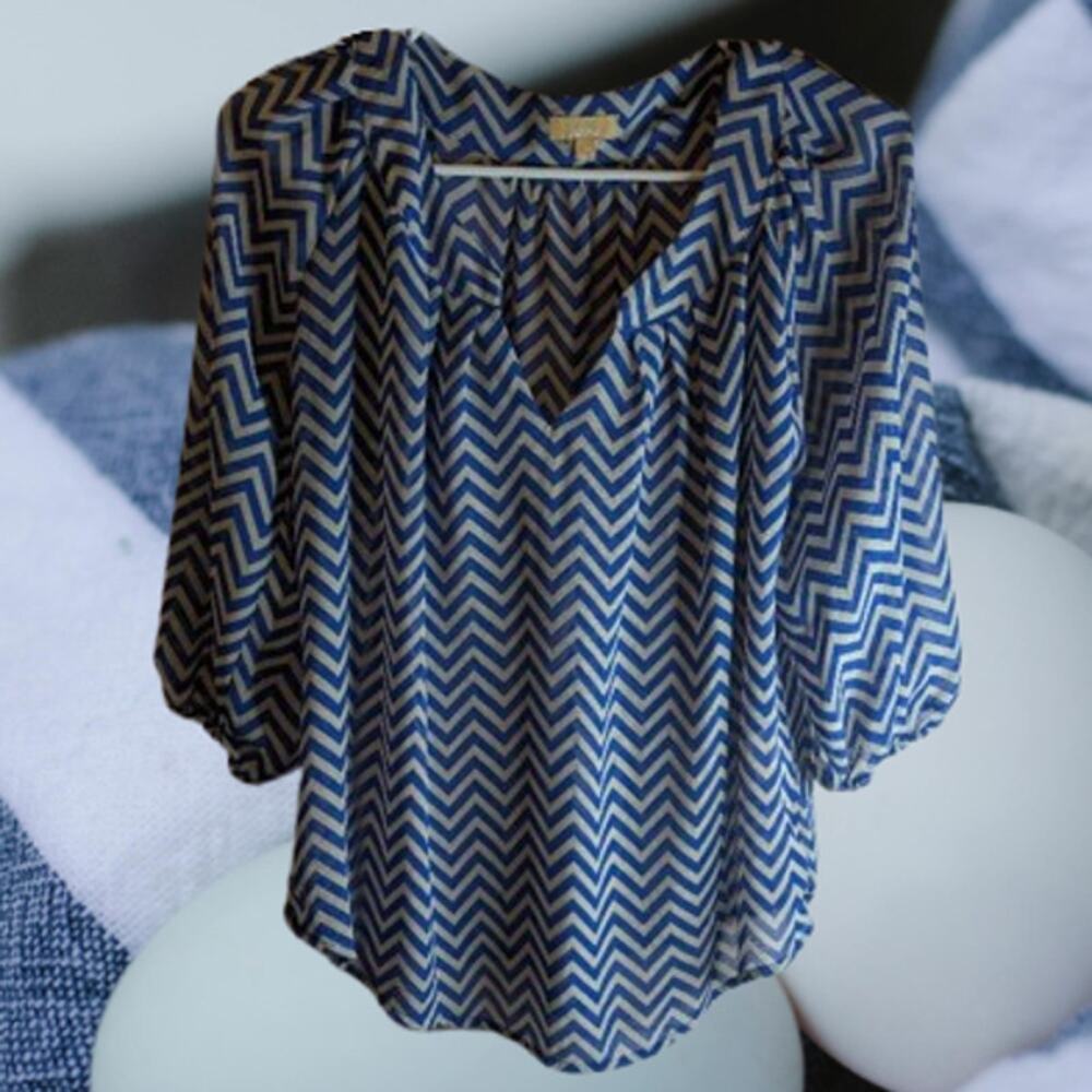 Takara small 3/4 elastic sleeve lightweight sheer blue and white woman's blouse